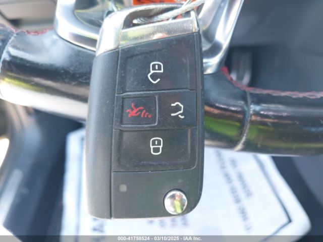 3VW4T7AU7GM049221 Volkswagen Golf Gti Se 4-door