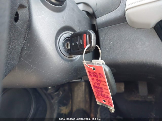 3CZRU6H32HG707096 Honda HR-V LX