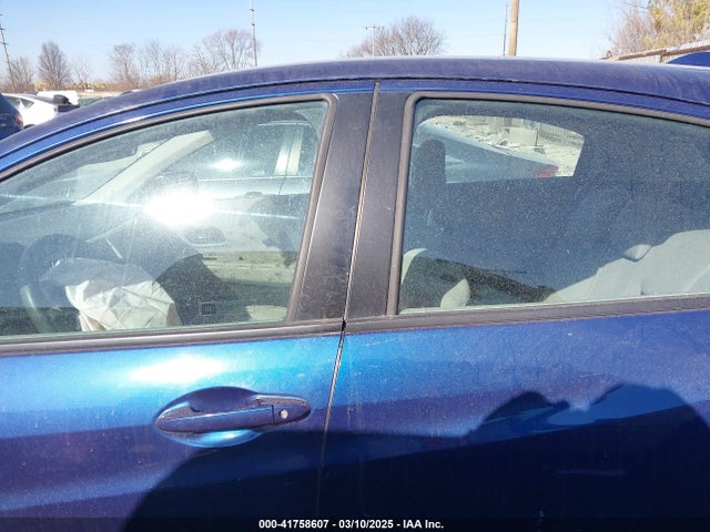 3CZRU6H32HG707096 Honda HR-V LX
