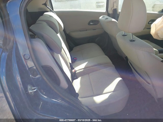 3CZRU6H32HG707096 Honda HR-V LX