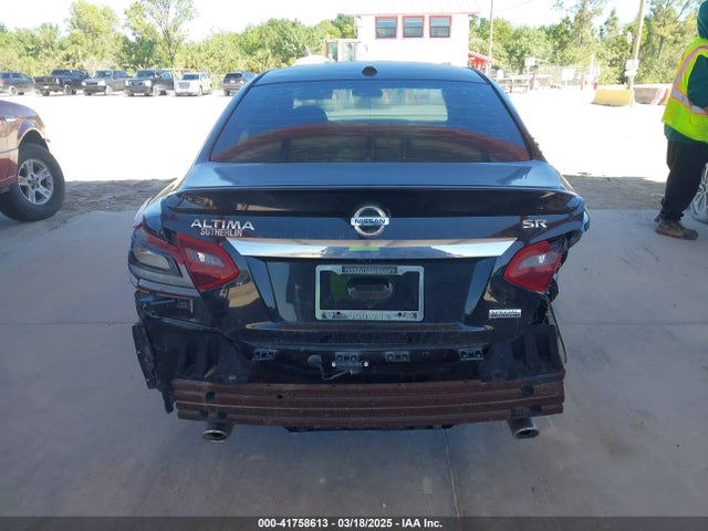 1N4AL3APXJC297759 Nissan Altima 2.5 Sr