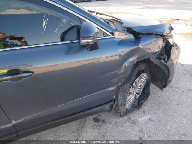 JTEAAAAH1RJ177932 Toyota Venza Xle