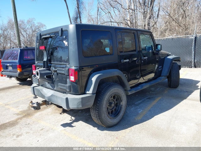 41758647 :رقم المزاد ، 1C4BJWDG6EL329193 vin ، 2014 Jeep Wrangler Unlimited Sport مزاد بيع