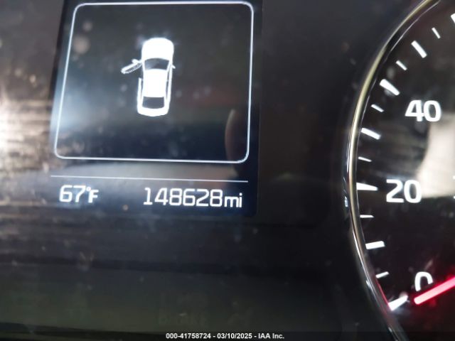 3KPFL4A75JE177561 KIA FORTE LX