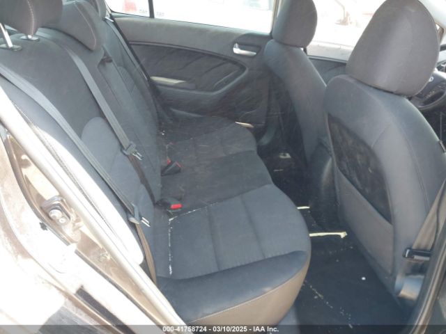 3KPFL4A75JE177561 KIA FORTE LX