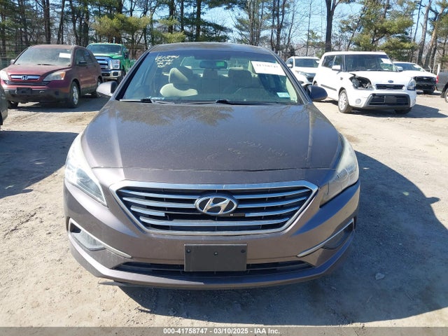 5NPE24AFXHH479004 Hyundai SONATA SE