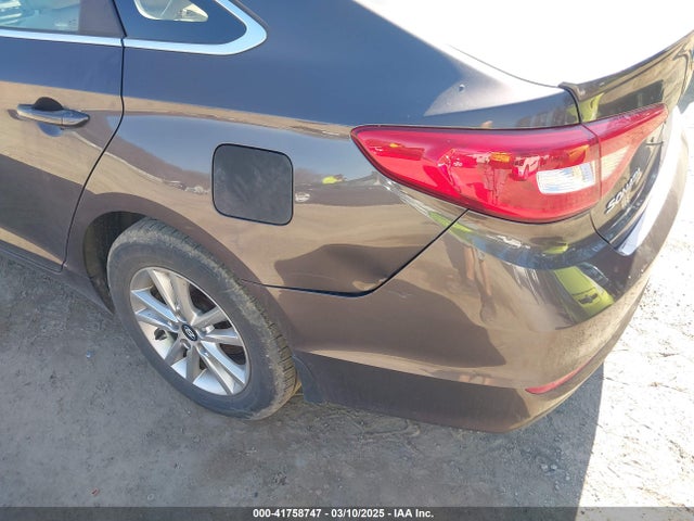 5NPE24AFXHH479004 Hyundai SONATA SE