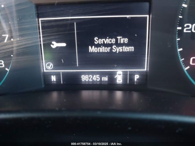 2GNAXJEV8J6186610 Chevrolet EQUINOX LT