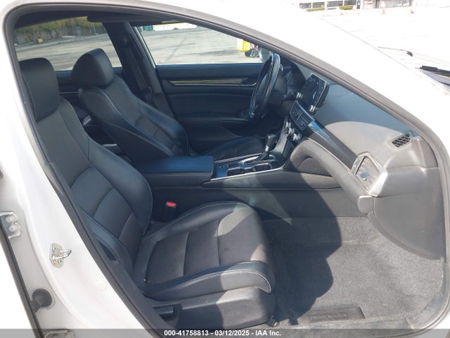 1HGCV1F39JA112119 Honda Accord Sport