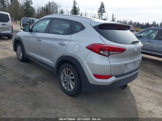 KM8J3CA40GU257379 Hyundai TUCSON SE