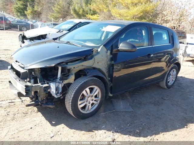 1G1JC6SH5F4215076 Chevrolet Sonic Lt Auto