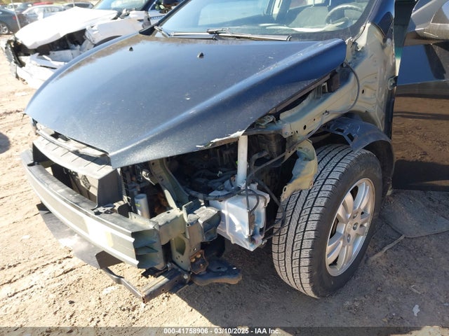 1G1JC6SH5F4215076 Chevrolet Sonic Lt Auto