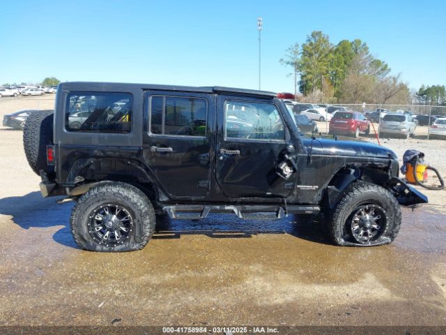 1C4BJWEG3FL573285 Jeep Wrangler Unlimited Sahara