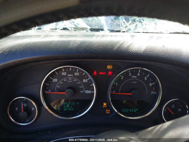 1C4BJWEG3FL573285 Jeep Wrangler Unlimited Sahara