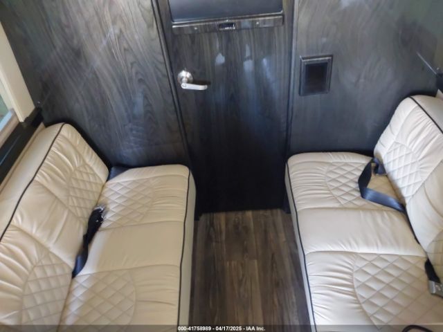 W1X5EDHY8LT022825 Mercedes-Benz Sprinter 3500 High Roof V6