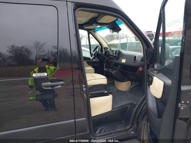 W1X5EDHY8LT022825 Mercedes-Benz Sprinter 3500 High Roof V6