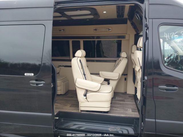 W1X5EDHY8LT022825 Mercedes-Benz Sprinter 3500 High Roof V6