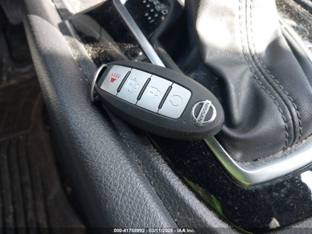 JN1BJ1BW8MW421614 Nissan Rogue Sport Sv Awd Xtronic Cvt