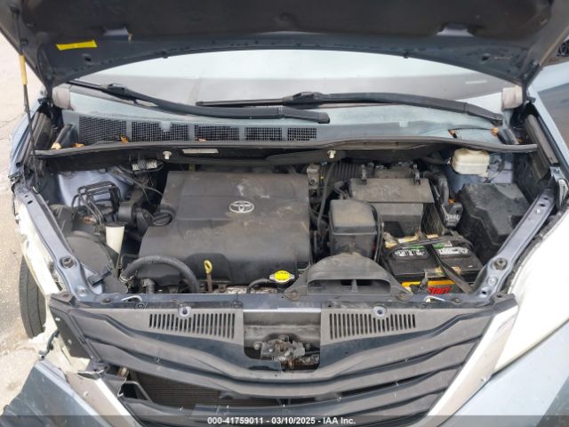 5TDKK3DC0ES481977 Toyota Sienna Le V6 8 Passenger