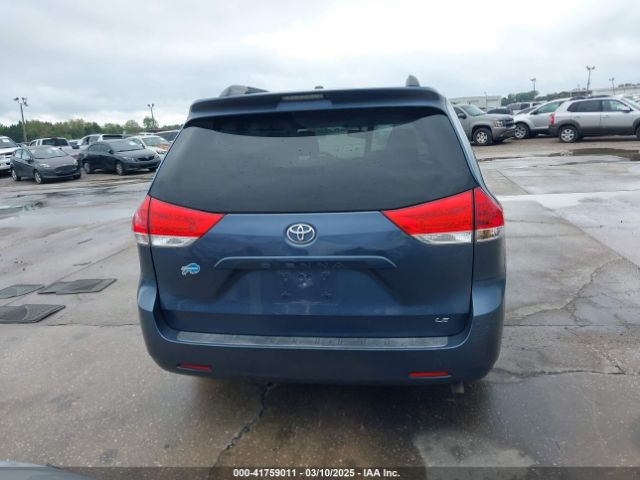 5TDKK3DC0ES481977 Toyota Sienna Le V6 8 Passenger