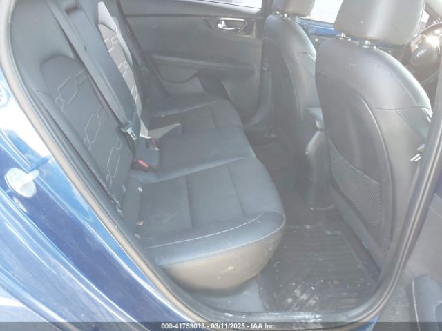 3KPF34AD5ME358007 KIA Forte Gt-line