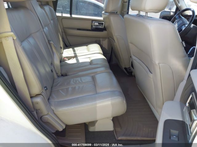 5LMJJ2JT8GEL02941 Lincoln Navigator Select