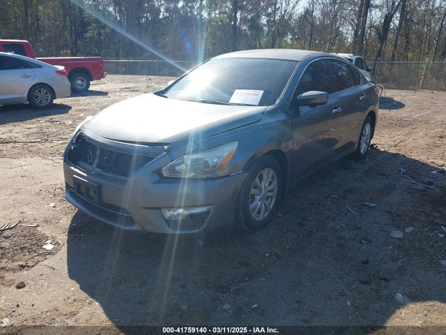 Nissan Altima 2.5 S 2014 1N4AL3AP7EC296302 Image 2