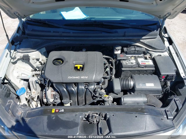 5NPD74LF8HH149193 Hyundai ELANTRA SE