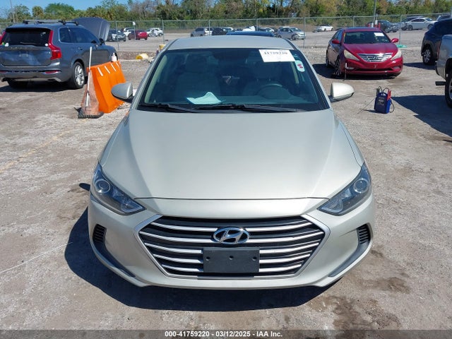5NPD74LF8HH149193 Hyundai ELANTRA SE