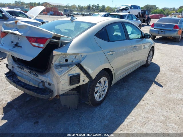 5NPD74LF8HH149193 Hyundai ELANTRA SE