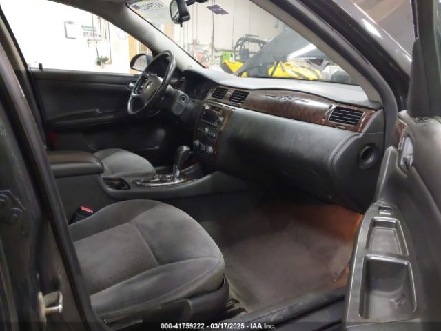 2G1WB5E3XE1134779 Chevrolet Impala Limited Lt