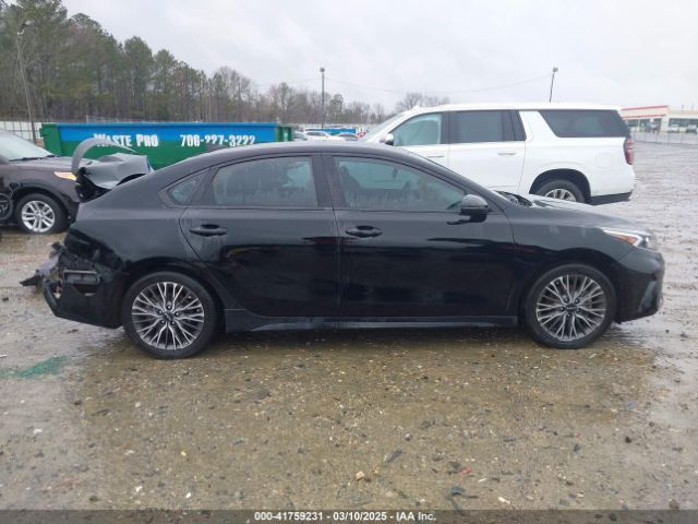 3KPF54AD1PE524635 KIA Forte Gt-line