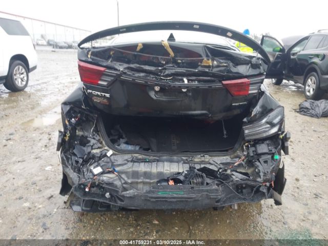 3KPF54AD1PE524635 KIA Forte Gt-line