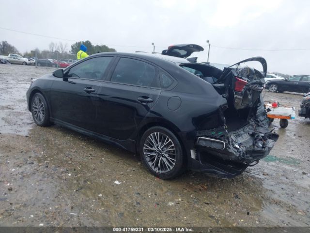 3KPF54AD1PE524635 KIA Forte Gt-line