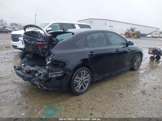 3KPF54AD1PE524635 KIA Forte Gt-line