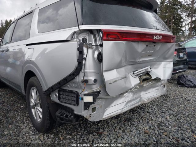 KNDNB4H36N6131654 KIA Carnival Mpv Lx