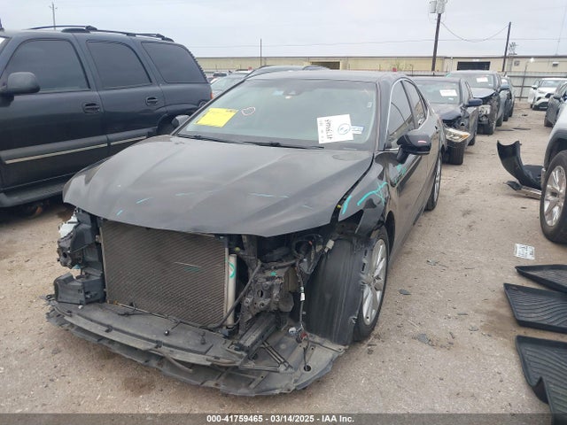 4T1B11HK2JU590130 Toyota CAMRY LE