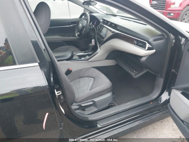 4T1B11HK2JU590130 Toyota CAMRY LE