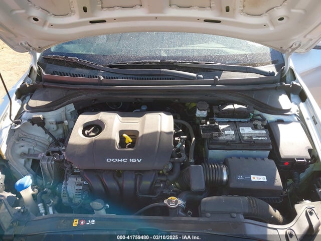 5NPD74LF5JH320455 Hyundai ELANTRA SE