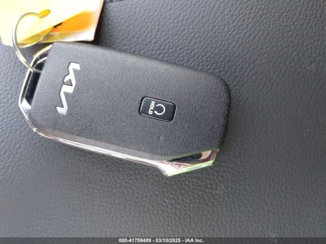 KNDPV3DF1S7353289 KIA Sportage Ex