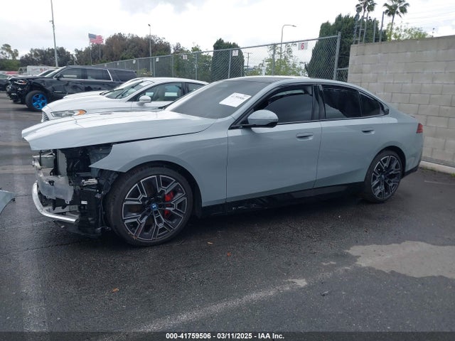 WBY33FK05RCP53702 BMW I5 Edrive40