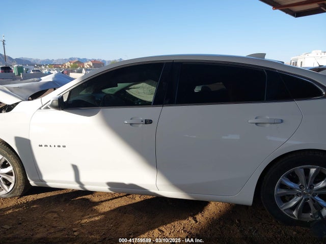 1G1ZD5ST9LF026073 Chevrolet Malibu Fwd Lt