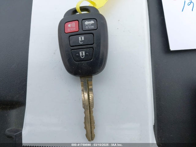 Toyota COROLLA LE 2015 5YFBURHE8FP285398 Image 11