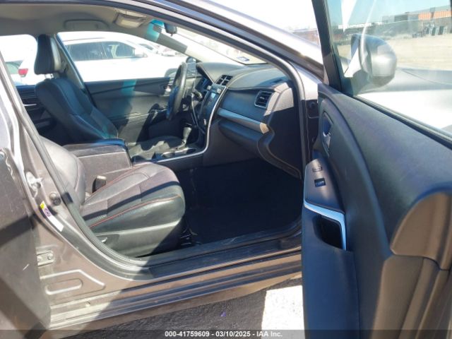 4T1BF1FK6HU377809 Toyota CAMRY SE