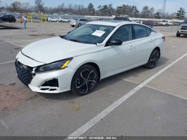 1N4BL4CW1PN375017 Nissan Altima Sr Intelligent Awd