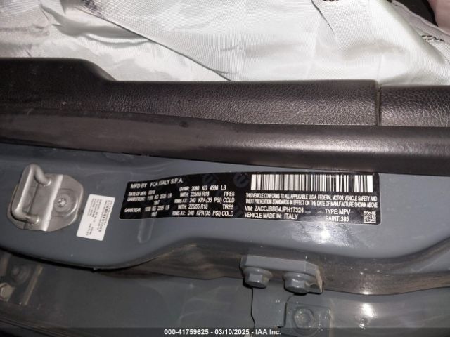 ZACCJBBB4JPH17324 Jeep Renegade Latitude 4x4