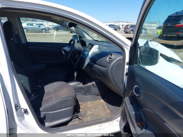 3N1CN7AP1KL832569 Nissan Versa 1.6 Sv