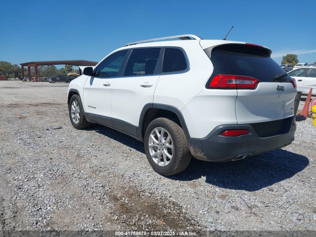 1C4PJLCS7FW737387 Jeep Cherokee Latitude