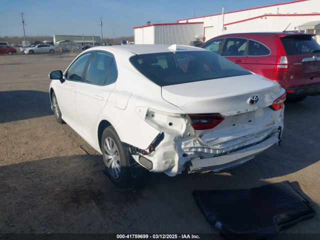 4T1C31AK8NU589613 Toyota Camry Le Hybrid