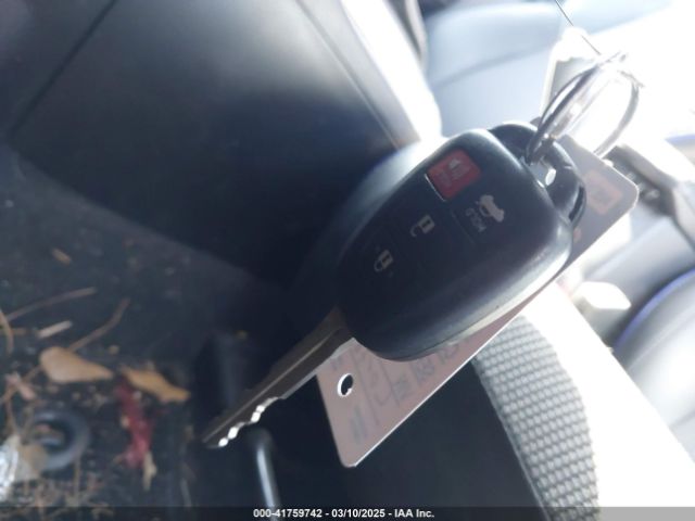 2T1BURHEXJC015985 Toyota COROLLA SE